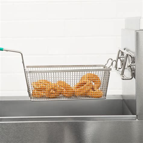 There are a few different configurations you can create with the baskets in a Megafry fryer. . Replacement fryer baskets